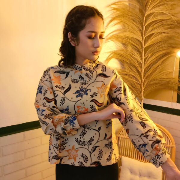 Blouse Batik Kombinasi – Atasan Kerja Wanita Katun