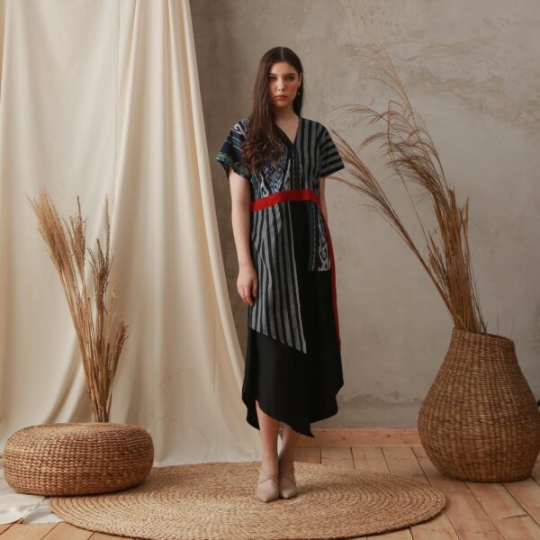 Shana Dress - Image 3